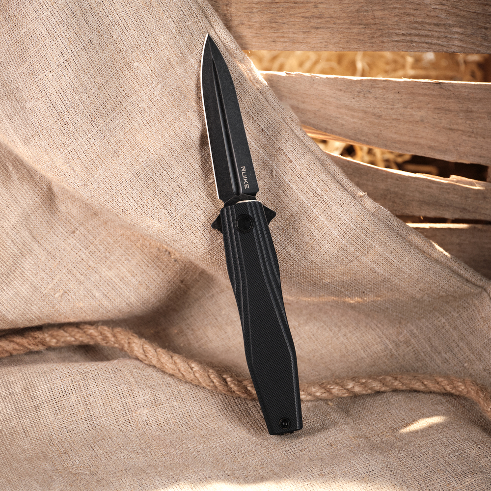 Нож складной туристический Ruike P188-B, (9.1 см) D2 / G10 черный